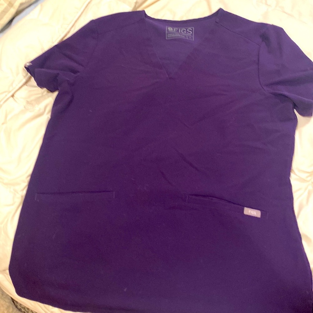 Figs two pocket scrub top